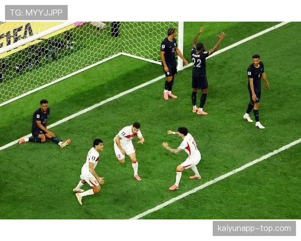 美国对土耳其战报：2-3失利结束小组赛